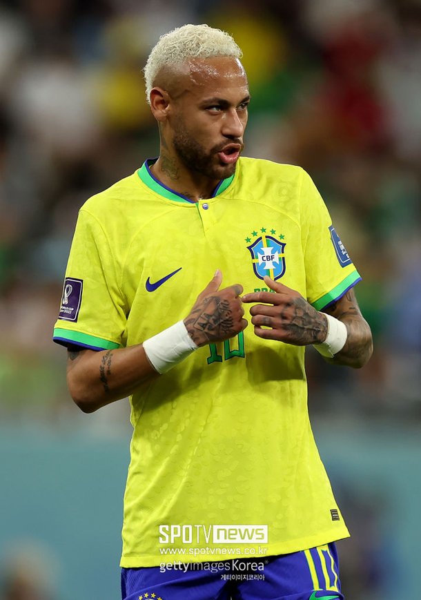 ▲ Neymar retorna à seleção brasileira após uma curta ausência após a Copa do Mundo de 2022 no Catar.