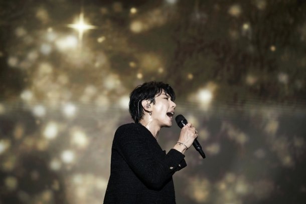 [단독]박효신, 또 법적 분쟁…前소속사 관계자들에 사기 혐의 피소