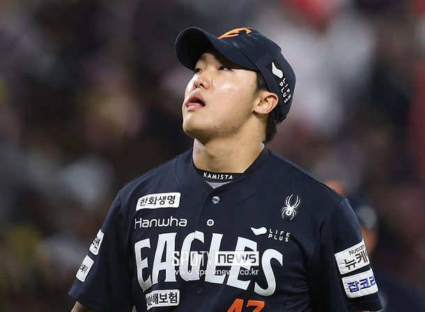 Jung Woo-ju maintains composure