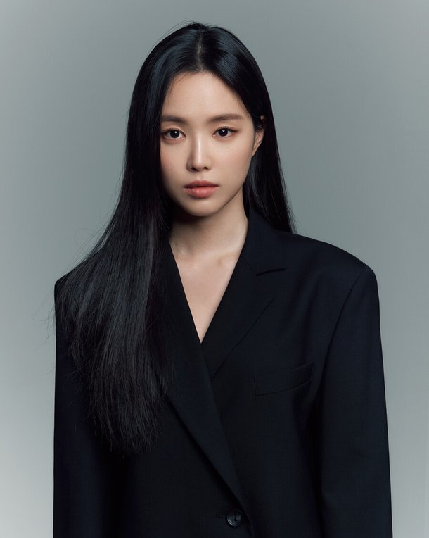 [단독]YG 떠난 &apos;FA 대어&apos; 손나은, 제이와이드行…추영우와 한솥밥