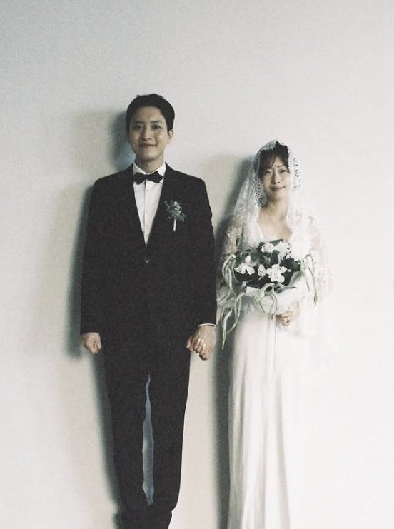 [단독]가수 조형우 결혼…♥신부=&apos;무도&apos; 방콕특집 막춤 작가 김윤의