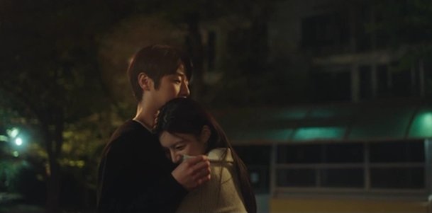 오이영 좋아해 &apos;언슬전&apos; 고윤정♥정준원, 마침내 입맞춤…최고 8%