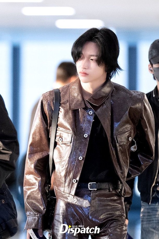[On-site Photo] "Visuals, Insane"… Won Bin, Human Sculpture