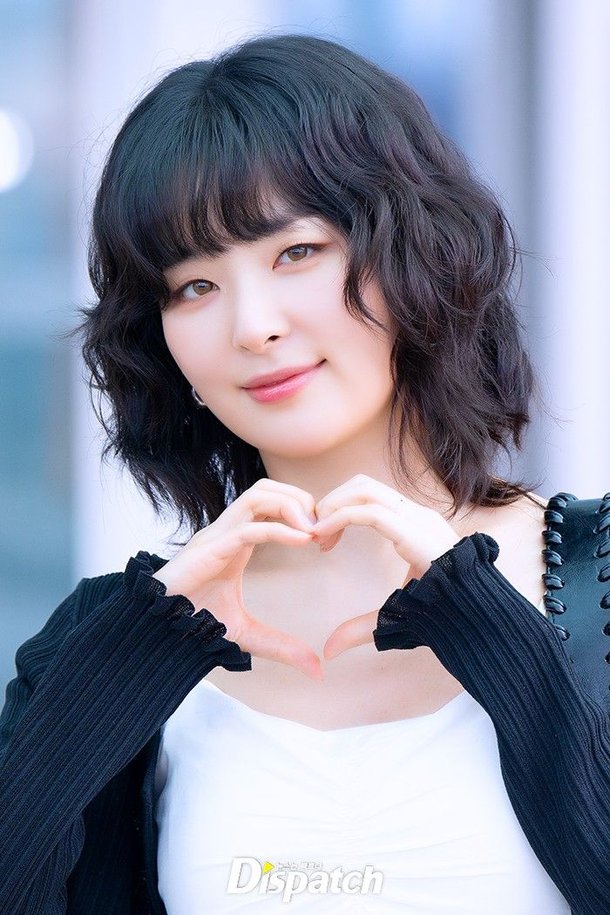 [현장포토] 설렘지수 100%…슬기, 인형의 하트