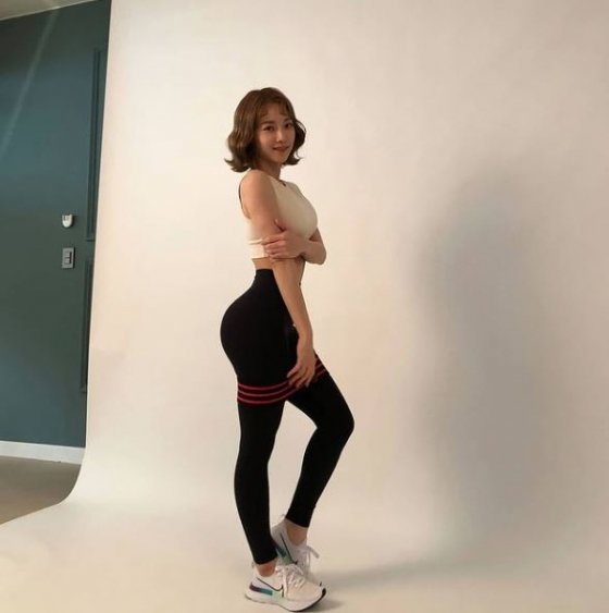 심으뜸, 비현실적 애플힙
