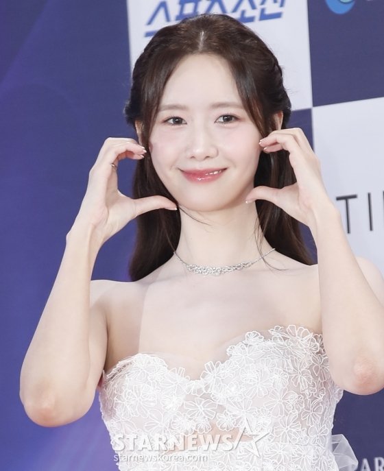 리빙 레전드' 소녀시대 윤아, 스타랭킹 女배우 2위 | 아이돌24시