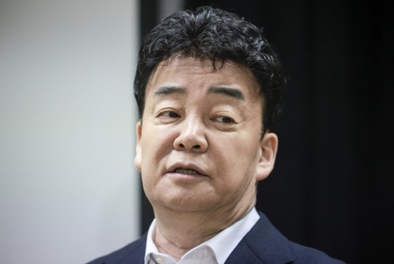 백종원, 직접 안동으로 갔다…산불 이재민·소방관에 따뜻한 밥 제공 [스타이슈]