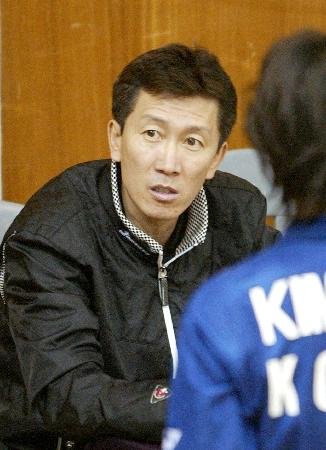 Park Joo-bong, ​director‌ of coaches in 2004.