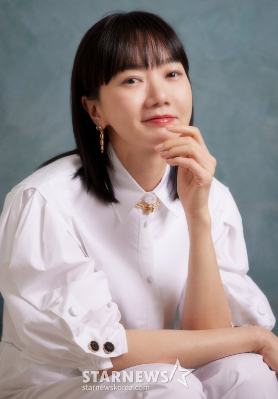 메이크업하고 자는 장면 솔직히 불편해…배두나, 맨얼굴로 연기하는 이유 [★FULL인터뷰]