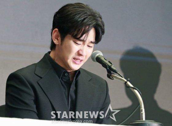 김수현 측, 故김새론 유족 기자회견에 허위사실 유포 우려 [공식]