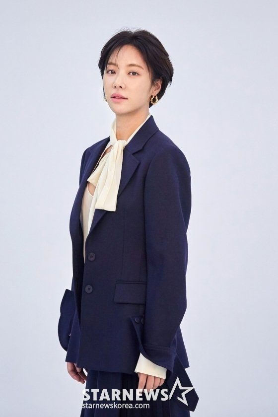 43억 횡령→18억 가압류…&apos;돈자랑&apos; 황정음, 충격 나락 행보[★FOCUS]