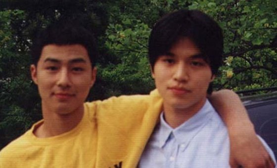 조인성·이동욱, 25년 전 스무살 동갑내기 &apos;귀한 투샷&apos; 터졌다 [스타이슈]