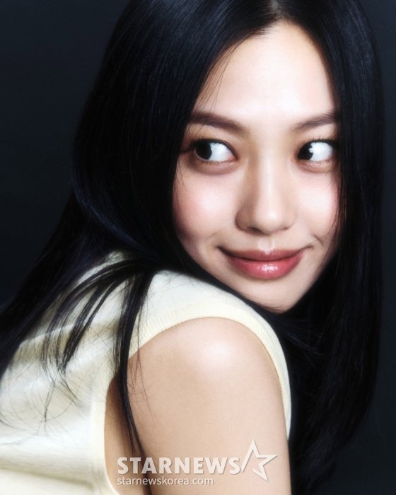 또 과거 논란…고민시, 고개 숙인 4년 전과 달랐다 가족들 깊은 상처 [★FOCUS]