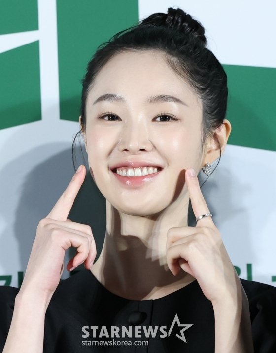 &apos;이동건과 열애설&apos; 강해림 누구…미스코리아 출신·고수위 베드신·나이 29세 [스타이슈]