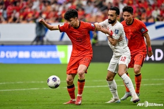 ÕÀµ(ÂÊ)ÀÌ 10ÀÏ(ÇÑÃ£) Á ÃÄÀÇ ÕÌ Ãà ƩâÀå  2026 Á¦Ãà¬Í(FIFA) ÏÁÌùµåÄÅ 3Â  ÃÖÁÀü ÙÀÎ öñ¦ »óëÎ µå稬íÀ» ÃµµÇÏí ÀÖÙ. /AFPBBNews=1