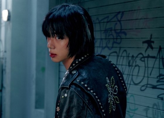 방탄소년단 진, 韓 남자 솔로 최다 RIAJ 인증 앨범…&apos;Don&apos;t Say You Love Me&apos; 스포티파이 韓 4일째 1위·日 24일째 1위