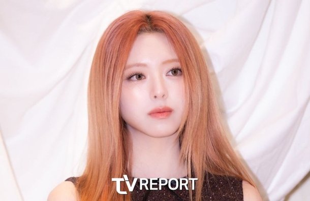 있지 유나, 두상 이유 있었다 태어나자마자 母가 각도기 재듯 재워 [RE:뷰]