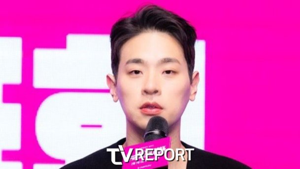 연기 중단 선언하더니…박정민, 출판사 대표로 &apos;열일&apos;하고 있었다