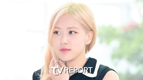 블핑 로제, 1년도 안 지났는데…&apos;아파트&apos;로 133억 원 땡겼다 (&apos;힛트쏭&apos;)