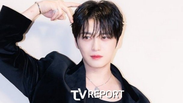 &apos;재산 1조&apos; 김재중 부모님에게 60억 집 선물, 연예인들이 욕했다 [RE:뷰]