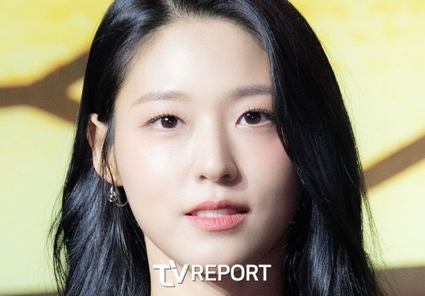 AOA 사태 후 인기 하락세 걷던 설현, 다시 &apos;복귀각&apos; 잡는다 [RE:스타]