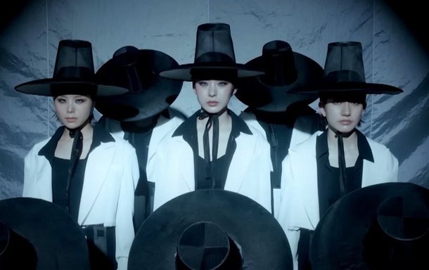 &apos;스우파3&apos; 범접, 메가크루 600만뷰 돌파…국가유산청도 인정