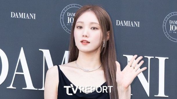 이성경, 11년 만에 결별 발표…YG 양현석과 &apos;굿바이&apos;