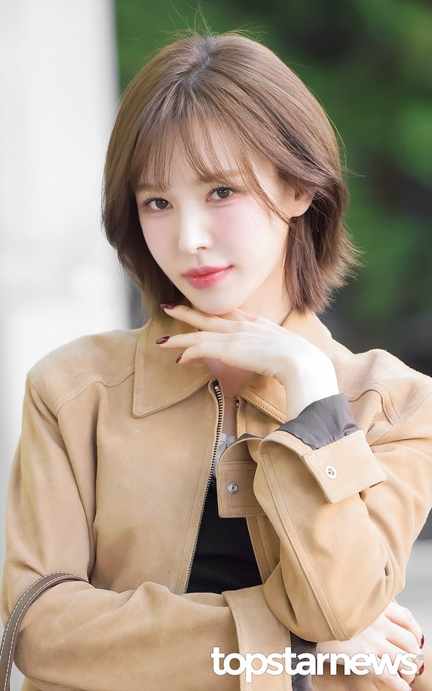 레드벨벳 웬디, '짜릿해 늘 새로워 잘생긴 게 최고야' (웬디의 영스트리트 출근길) [HD포토]