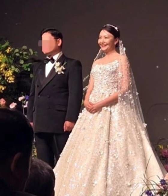 의혹 속 결혼식…임성언, 신랑 둘러싼 충격→14세 연상 남편 정체