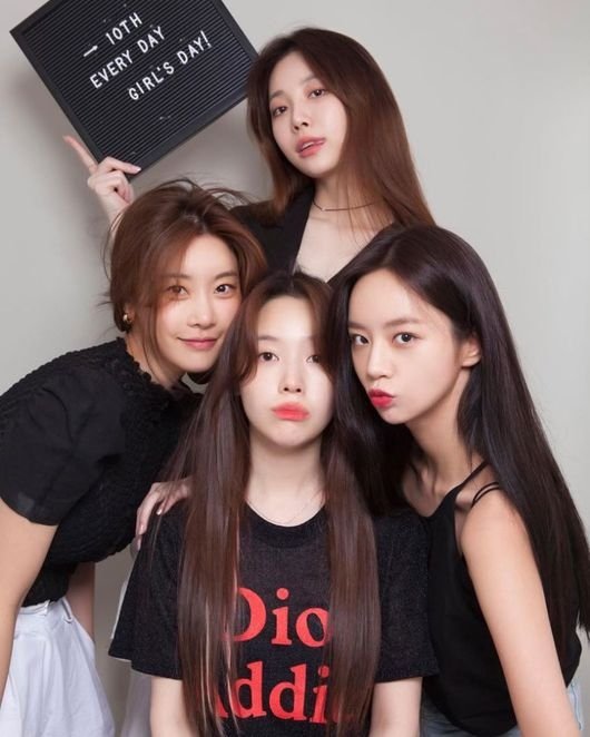 [단독] 걸스데이, 완전체 뭉친다…이번 주 혜리 유튜브 &apos;혤&apos;s 클럽&apos; 촬영