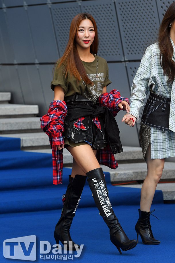 í°ë¸ì´ë°ì¼ë¦¬ í¬í 