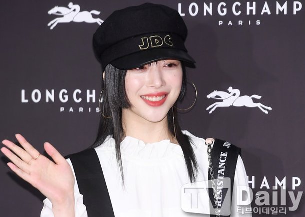 í°ë¸ì´ë°ì¼ë¦¬ í¬í 