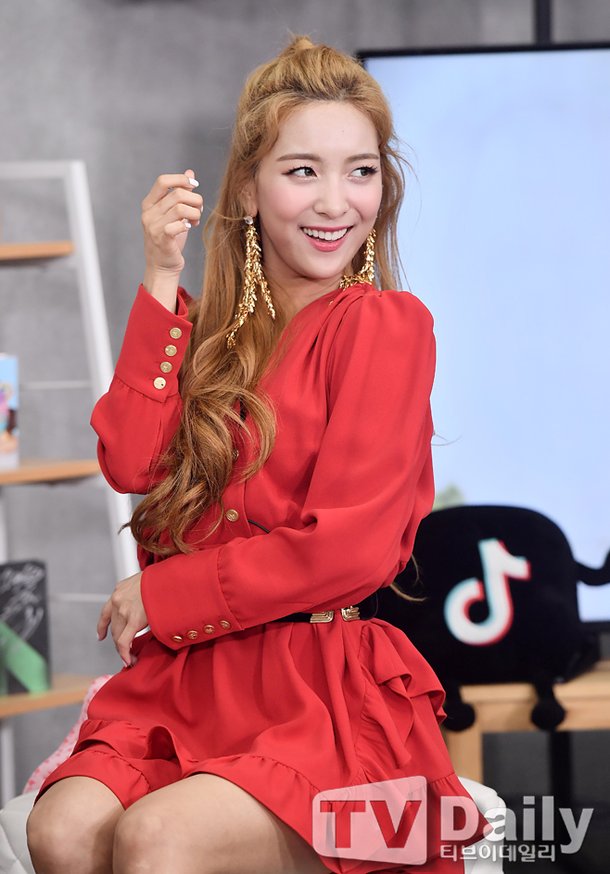 í°ë¸ì´ë°ì¼ë¦¬ í¬í 