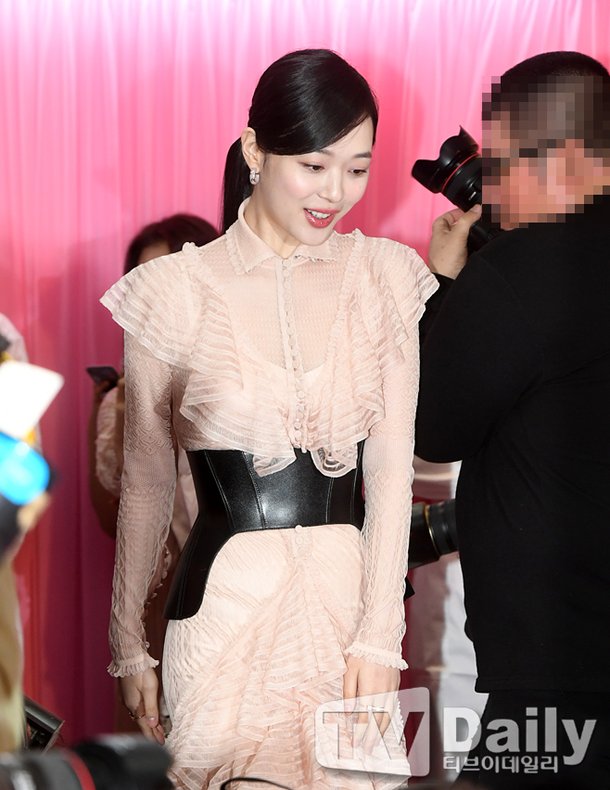 í°ë¸ì´ë°ì¼ë¦¬ í¬í 