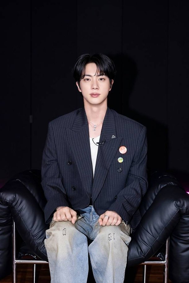 &apos;컴백&apos; 방탄소년단 진 신세경과 호흡, 긴장도 높았다 [일문일답]