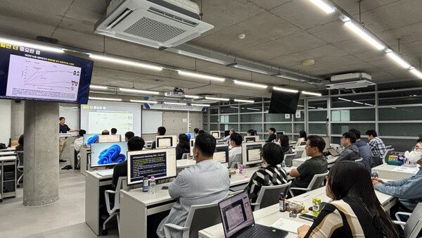 [포토뉴스] 배재대, 'LLM과 생성형 AI 최신기술 활용' 교육