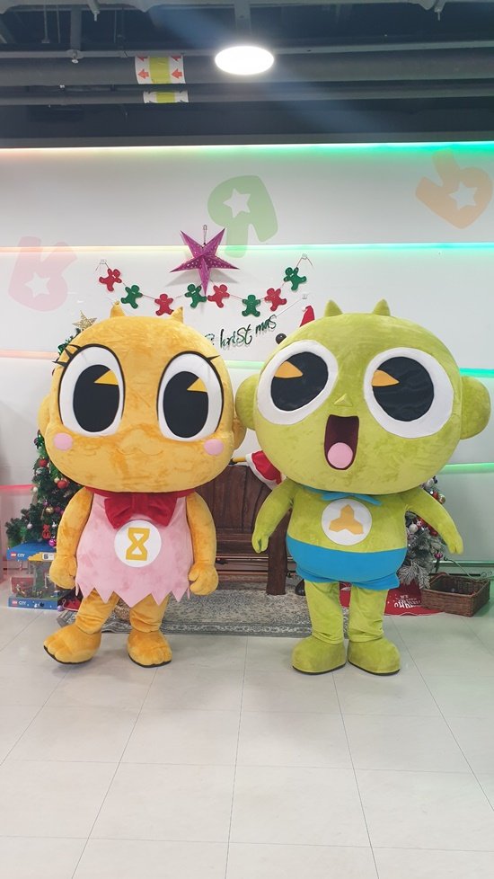 쇼핑몰에 나타난 도깨비…'신비아파트 극장판 차원도깨비와 7개의 세계