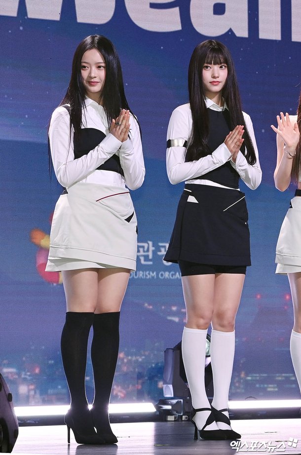 소녀들을 위한 페이스북 타임라인의 귀여운 기타 커버 사진