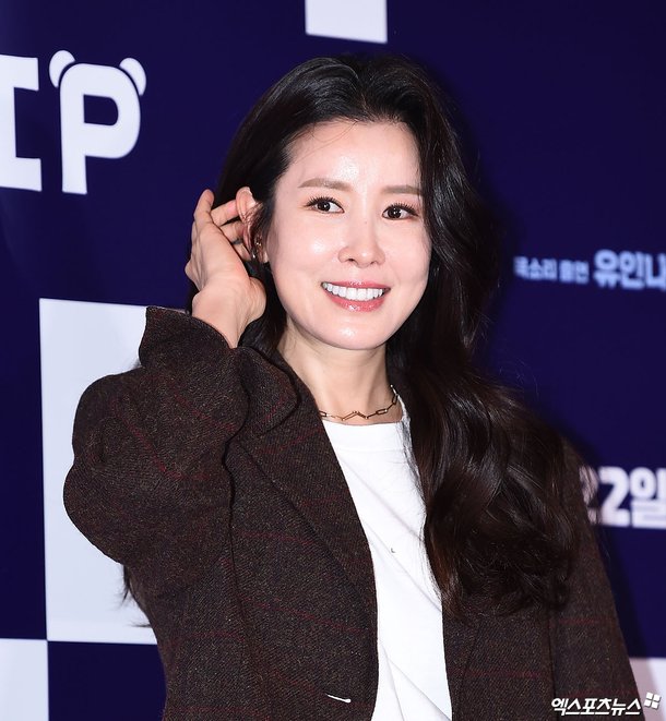 &apos;사업가♥&apos; 이태란, 3개월만 초고속 결혼 이유 40살 넘기기 싫었다 (4인용식탁)[종합]