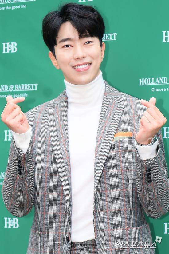 이 관계 가능해?…윤현민, 어머니 2명이었다 "3살 때 부모님 이혼→이복동생 축가" (미우새)[전일야화]