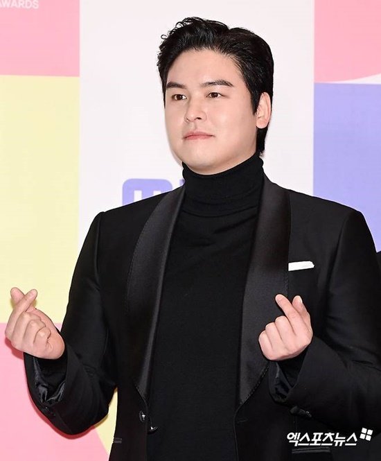 &apos;이장우 호두과자&apos; 설왕설래 속…부산서 기네스 매출 명품 매장과 비슷 [엑&apos;s 이슈]