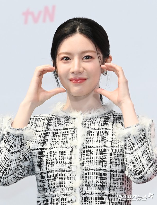고윤정, 초등학교 5학년 수준?…좋아하면 마음 못 숨겨 예쁜데 직진까지 (십오야)