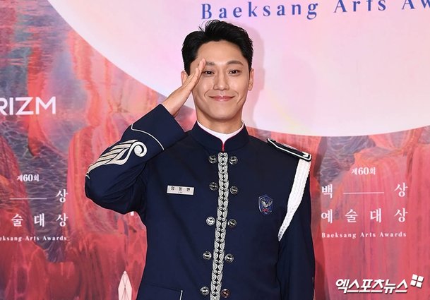 ♥지연아 고맙다 이도현, 軍 전성기 끝…전역 후도 훨훨 날까 [엑&apos;s 이슈]