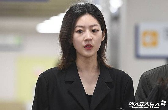 [단독] &apos;공익 신고&apos; 당한 故김새론 유족 측 변호사, 경찰 수사 본격화