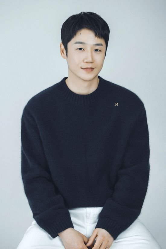 &apos;언슬전&apos; 정준원, 외모논란 입 열었다 ♥고윤정=신의 영역…난 다이어트+피부과 [엑&apos;s 인터뷰①]