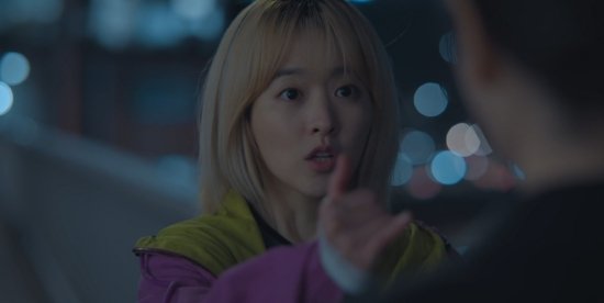 첫 방 &apos;미지의 서울&apos; 박보영, 쌍둥이 자매 투신 막았다…인생 바꿔 살기로 결심 [종합]