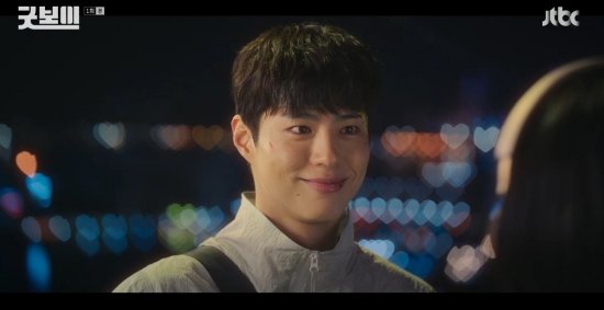아직도 나 좋아해?…&apos;굿보이&apos; 박보검, ♥김소현과 재회하자마자 &apos;적극 구애&apos;