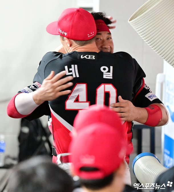 네일과 배터리 호흡