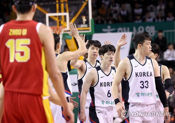 대한민국 농구 대표팀 이정현 선수 경기 장면