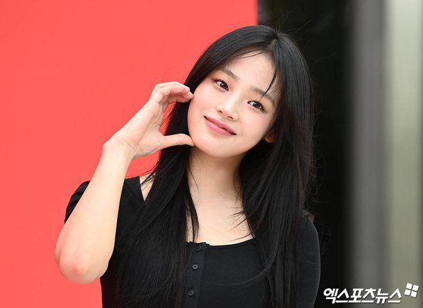 NewJeans Hani Spotted on Spotify & Daniel’s Future After Contract Termination - News Directory 3